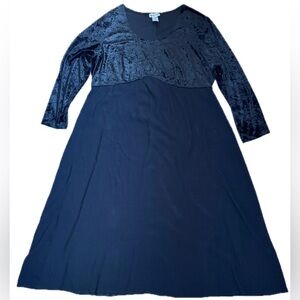 Vintage Black Velvet And Crepe Fabric Maxi Dress Size 24 Goth Vampire Witch Core